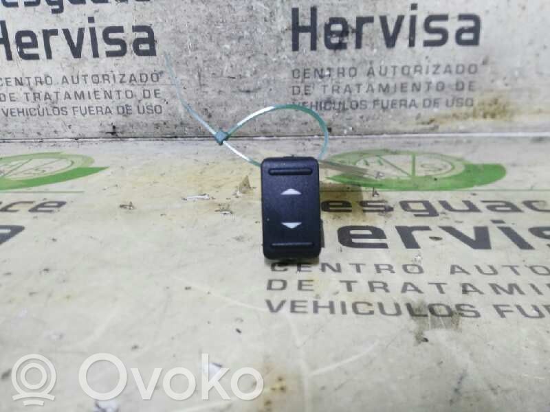 Ford Focus Interruptor del elevalunas eléctrico 