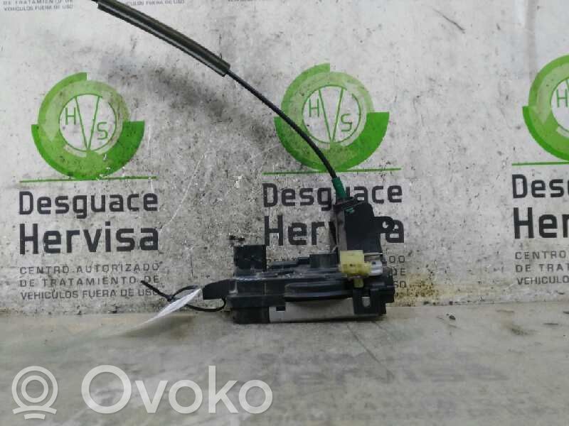 Opel Zafira B Serratura portiera anteriore