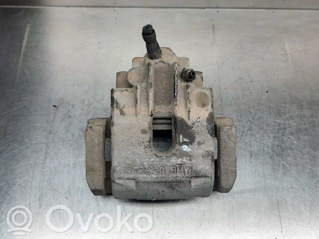 Rear brake caliper