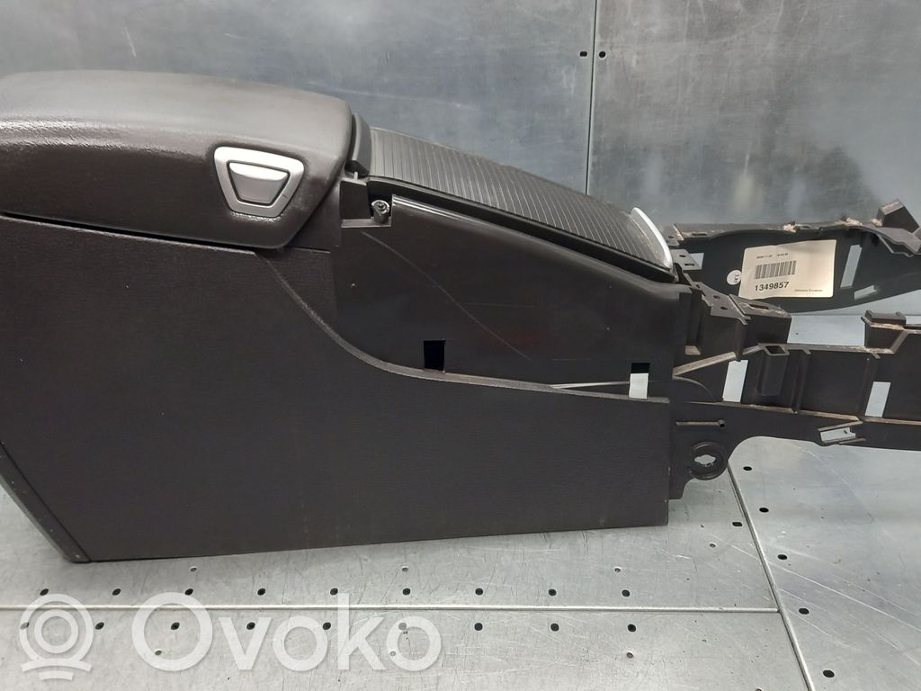 Volvo V70 Consola central 
