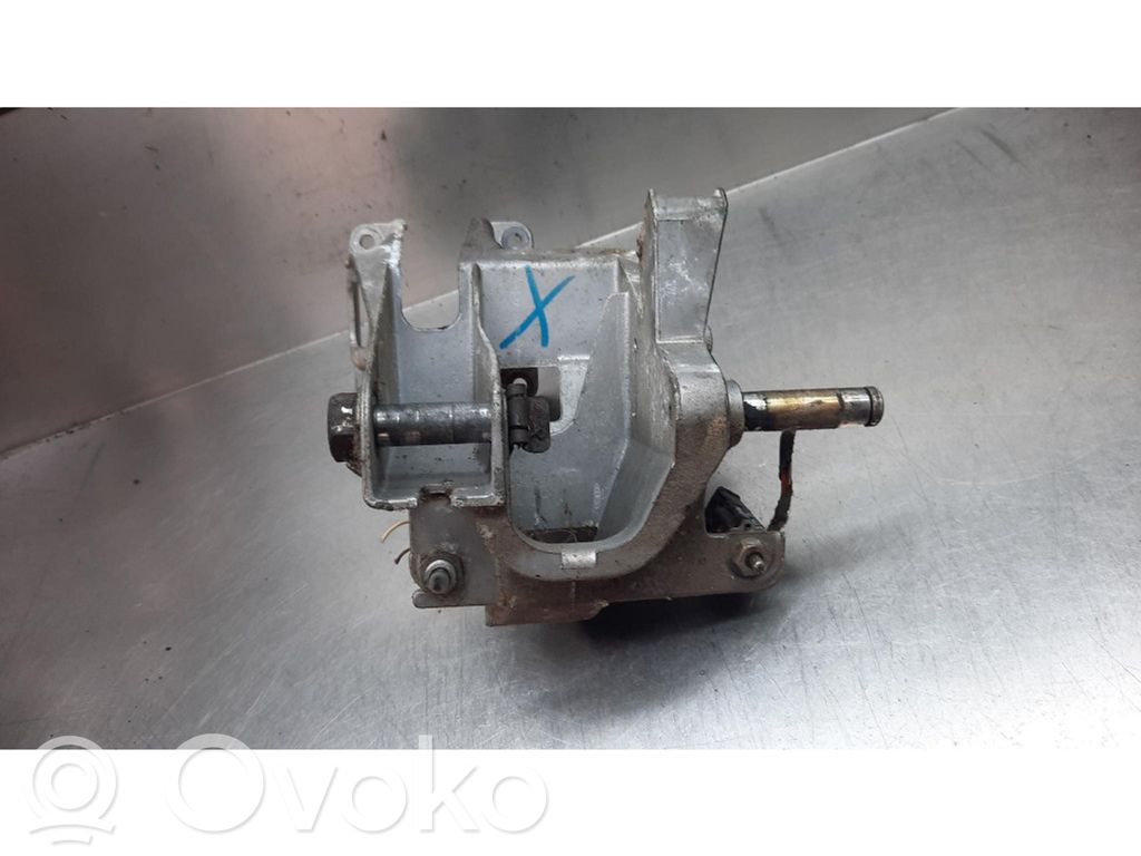 Volkswagen PASSAT B5 Support de montage d'aile 