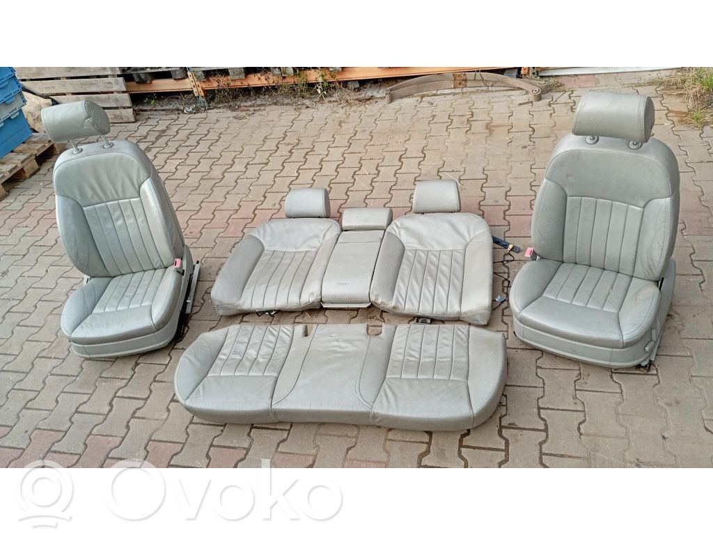 Seat set