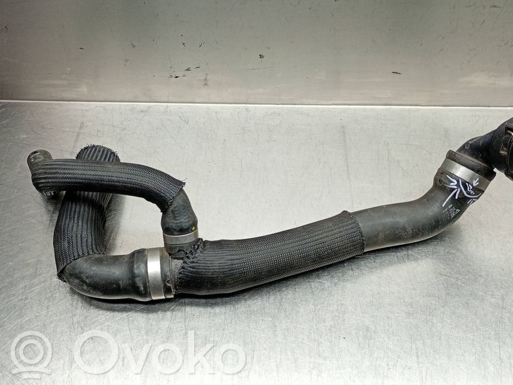 Volvo V60 Engine coolant pipe/hose 
