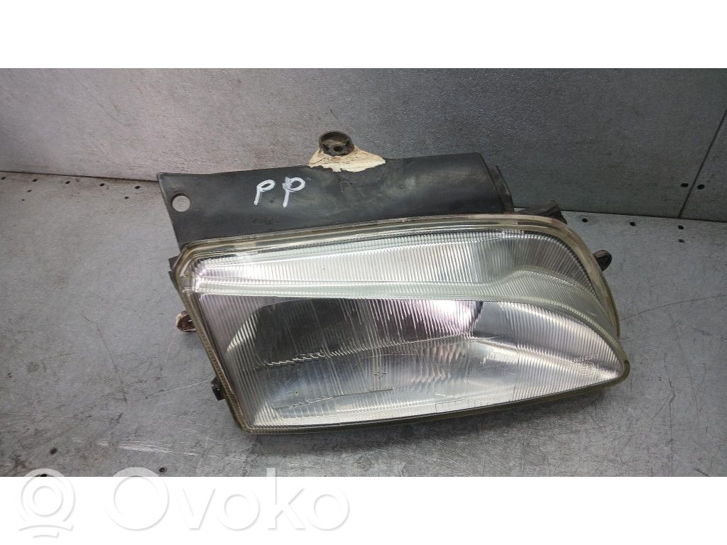 Peugeot Partner Réflecteur avant 