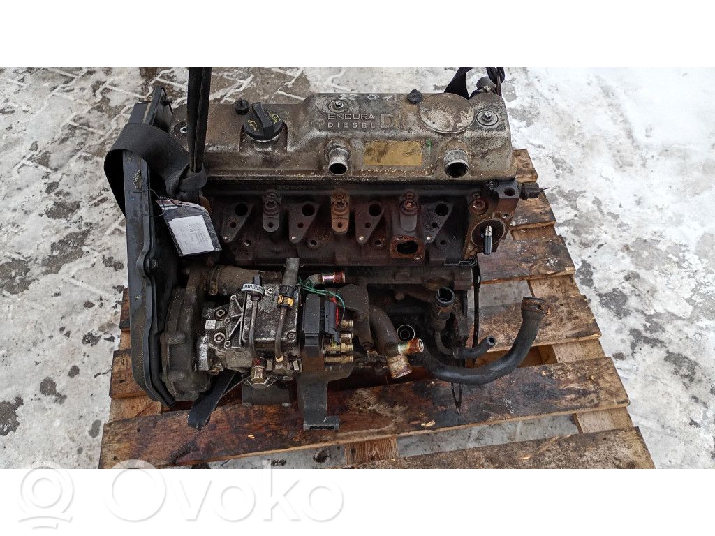 Variklis   C9DB,C9DB