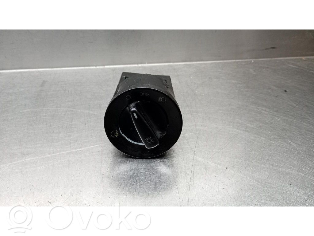 Interruptor de luz   1C0941531,1C0941531