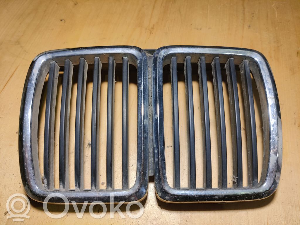 BMW 3 E30 Front grill 