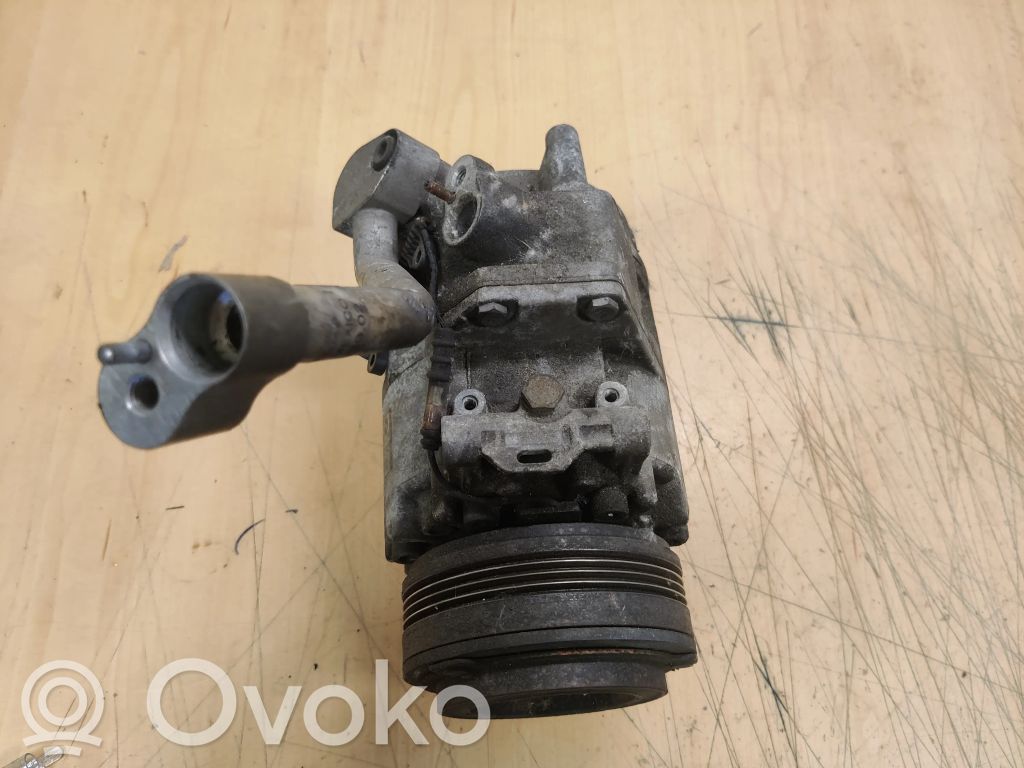 BMW X5 E53 Ilmastointilaitteen kompressorin pumppu (A/C) 
