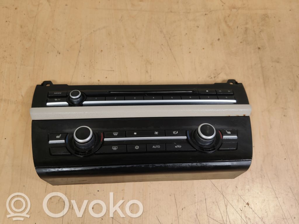 BMW 5 F10 F11 Climate control unit 