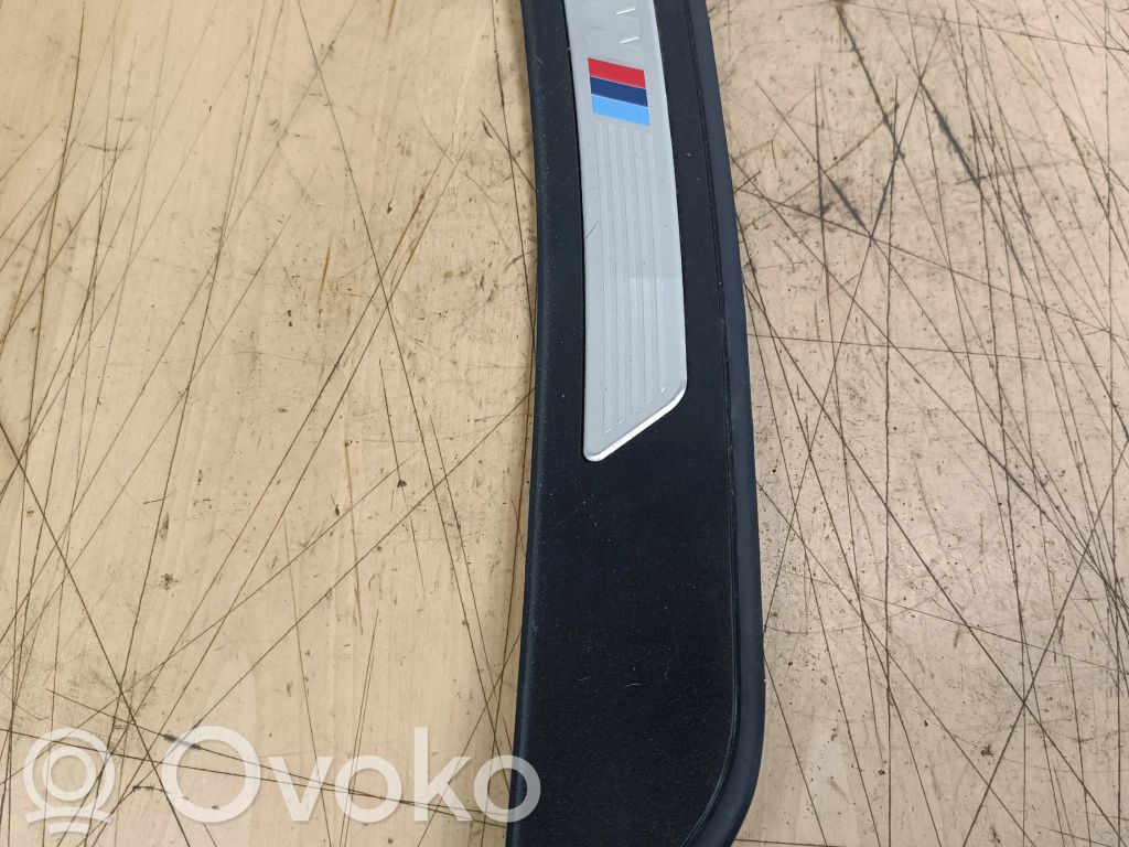 BMW 5 F10 F11 Galinio slenksčio apdaila (vidinė) 