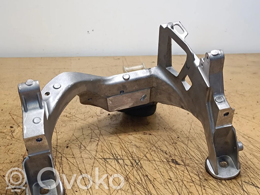 BMW 5 F10 F11 Steering rack mounting bracket 