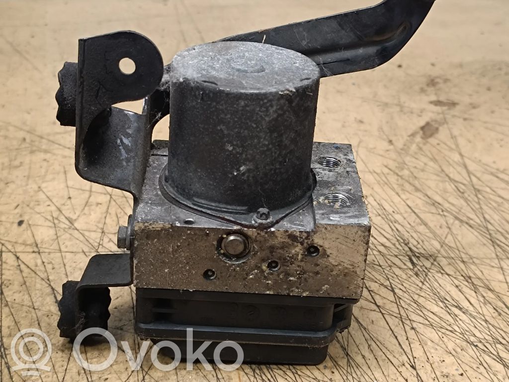 BMW X5 E53 ABS Pump 