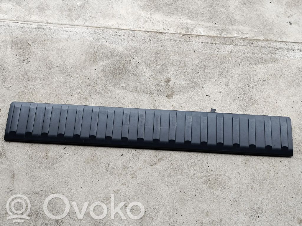 BMW X5 E53 Trunk/boot lower side trim panel 