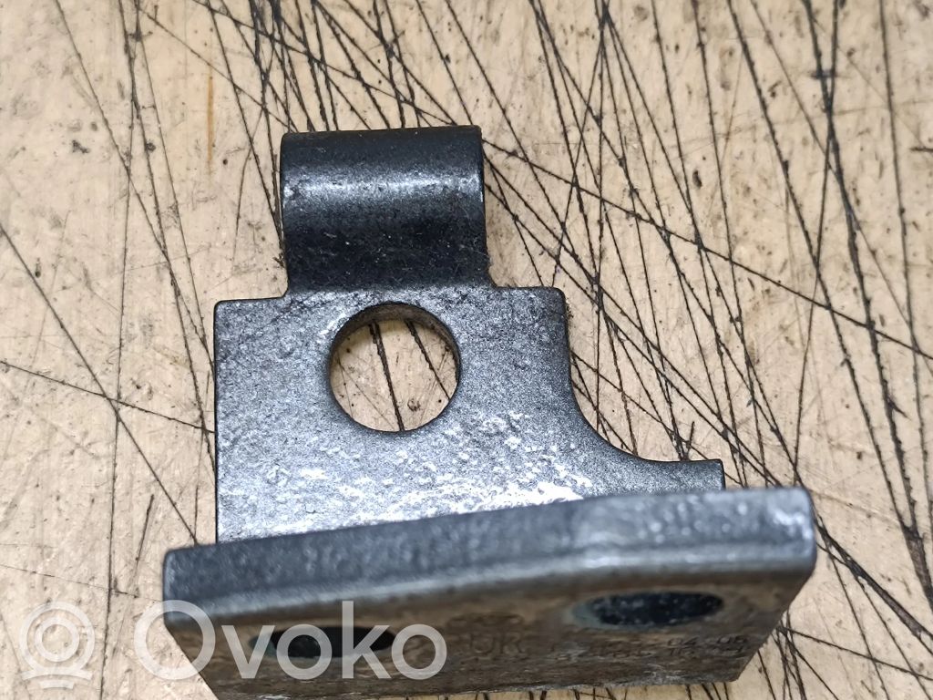BMW X5 E53 Rear door lower hinge 