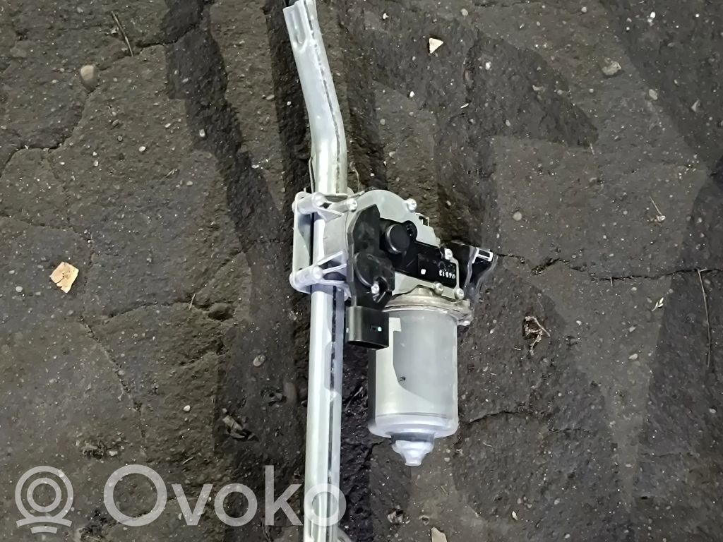 BMW X5 E70 Front wiper linkage and motor 
