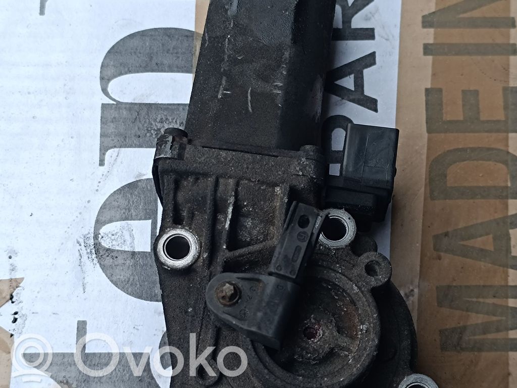 BMW X5 E53 Silniczek reduktora skrzyni biegów 
