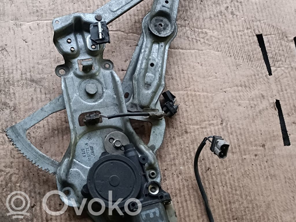BMW 5 E34 Elektryczny podnośnik szyby drzwi przednich 