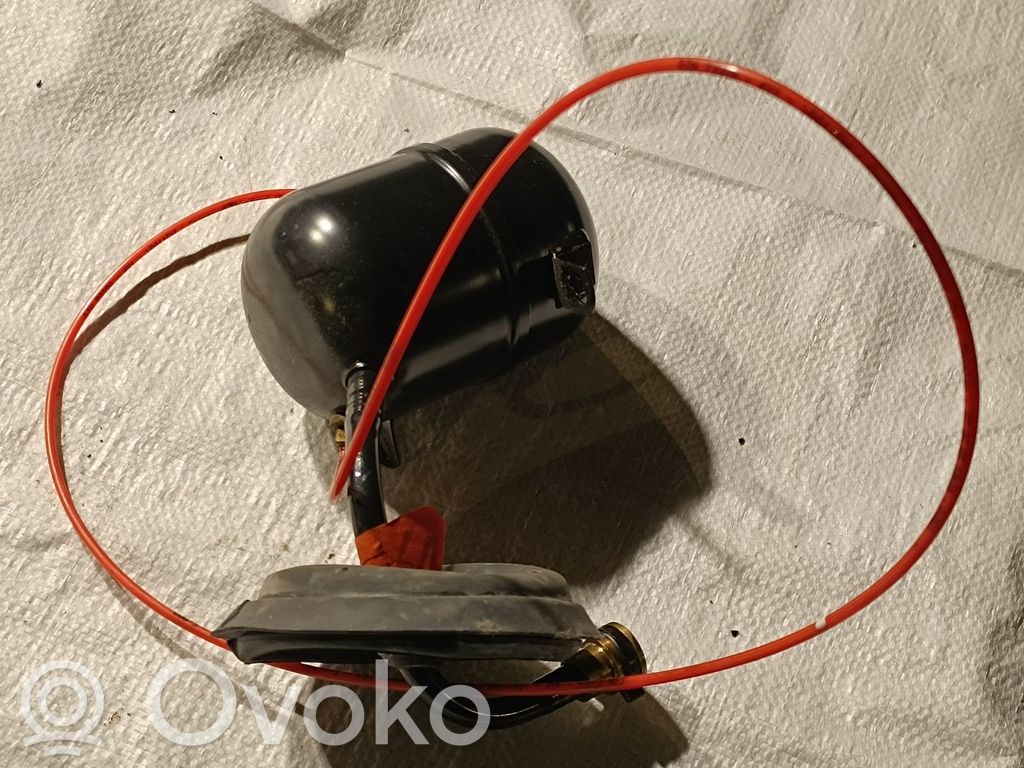 BMW X5 E53 Zbiornik powietrza tylnego zawieszenia pneumatycznego 