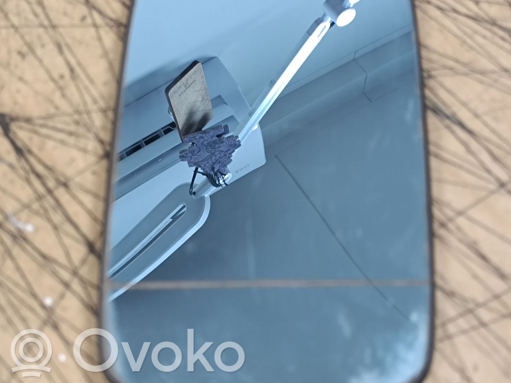 BMW 5 E39 Spoguļa stikls 