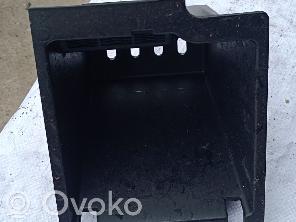 BMW X5 E53 Glove box central console 