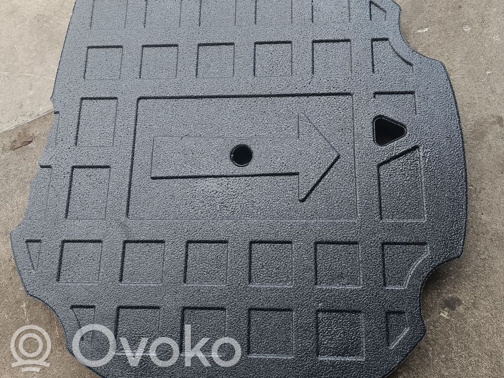 BMW 5 E60 E61 Vararenkaan osion verhoilu 