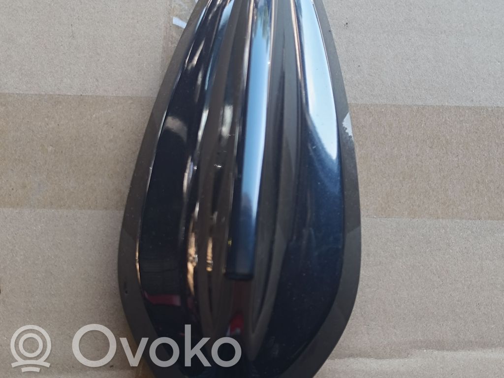 BMW 4 F32 F33 Stogo (GPS) antenos dangtelis 