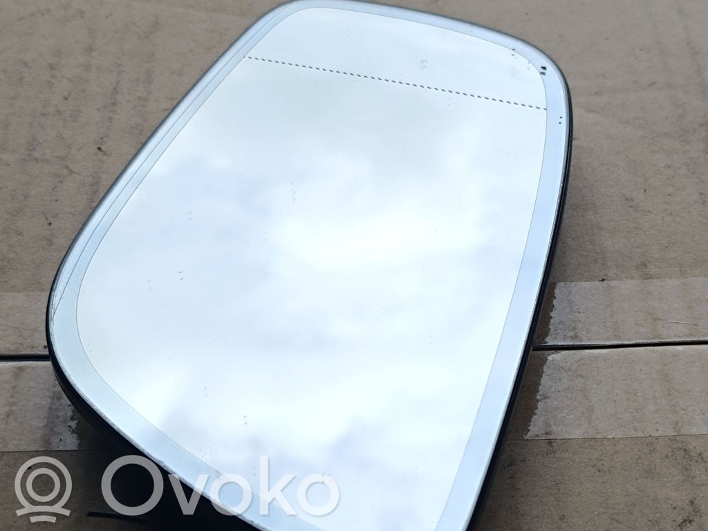 Mercedes-Benz E W211 Spoguļa stikls 