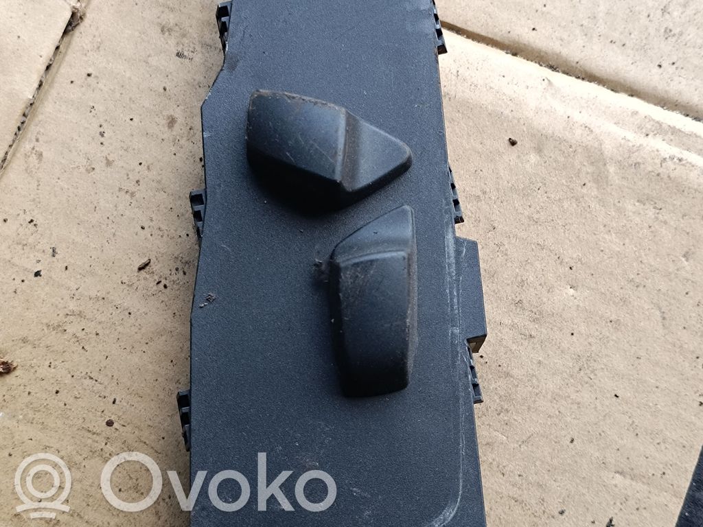 BMW X5 E70 Seat control switch 