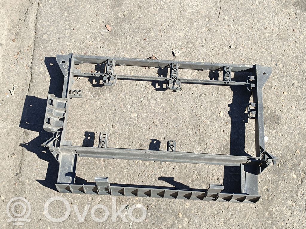 Radiator mount bracket   171122473569,17112247356,2247356