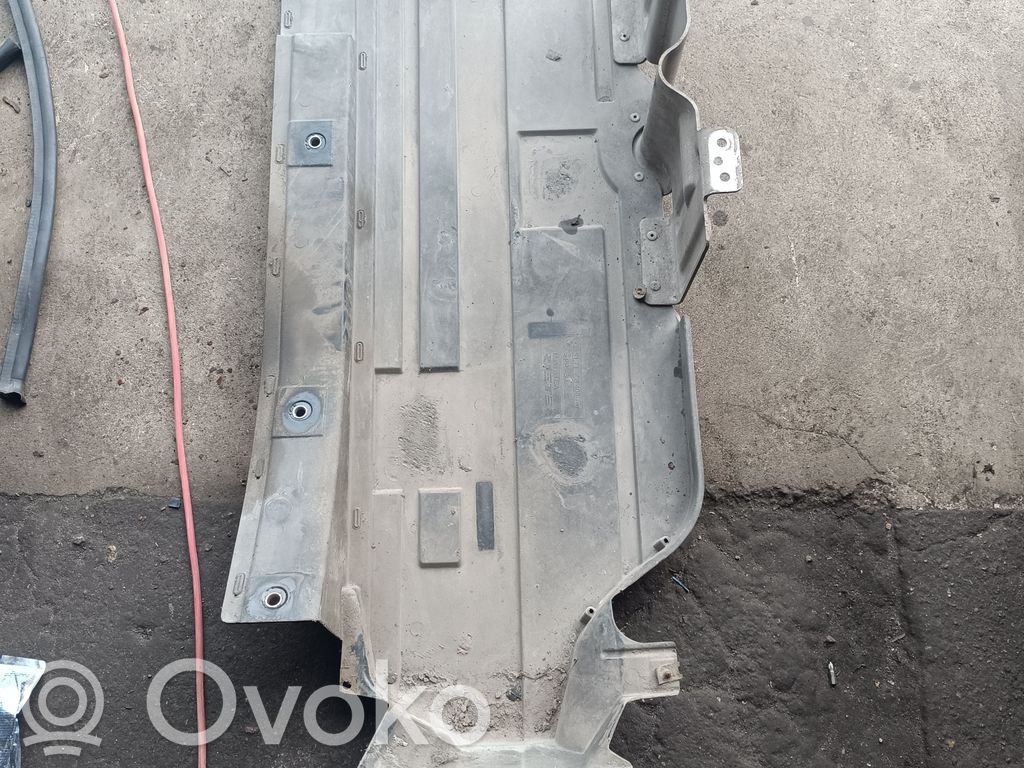 BMW X5 E53 Protecție inferioară rezervor combustibil 