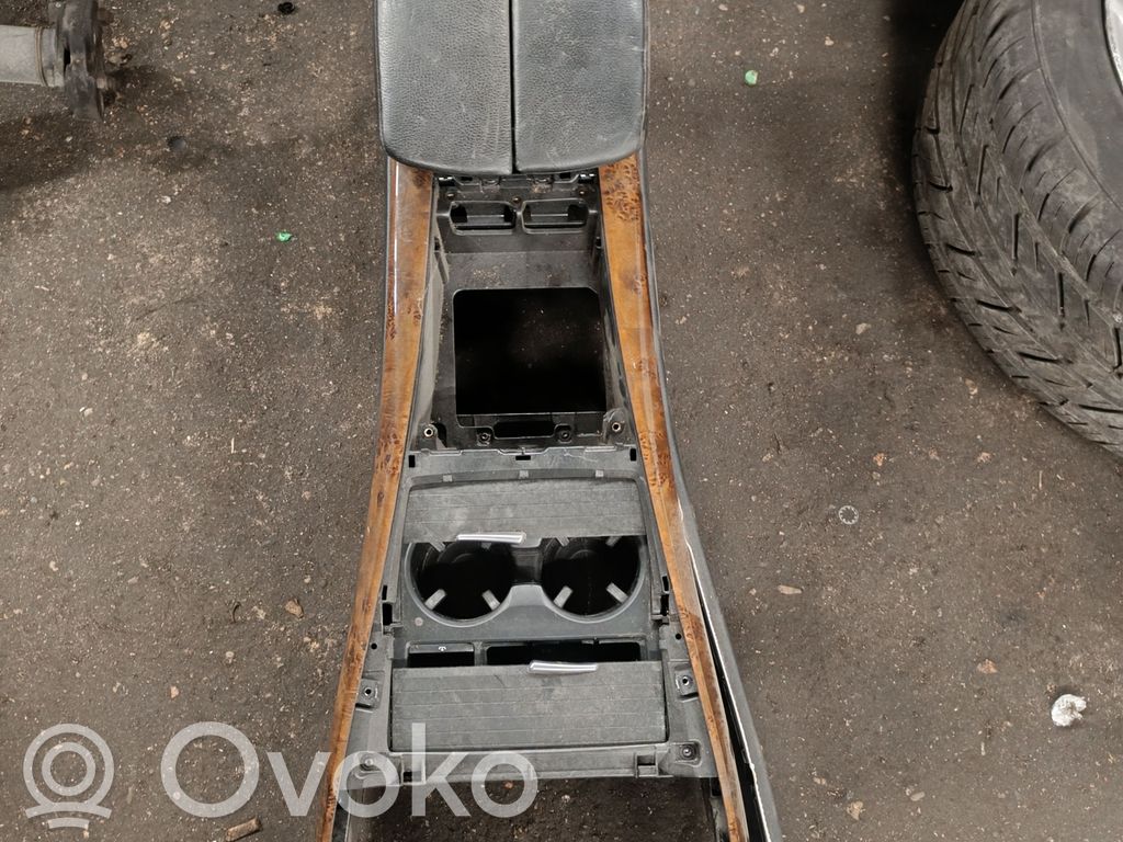 Centrinė konsolė   0117821,T0027635