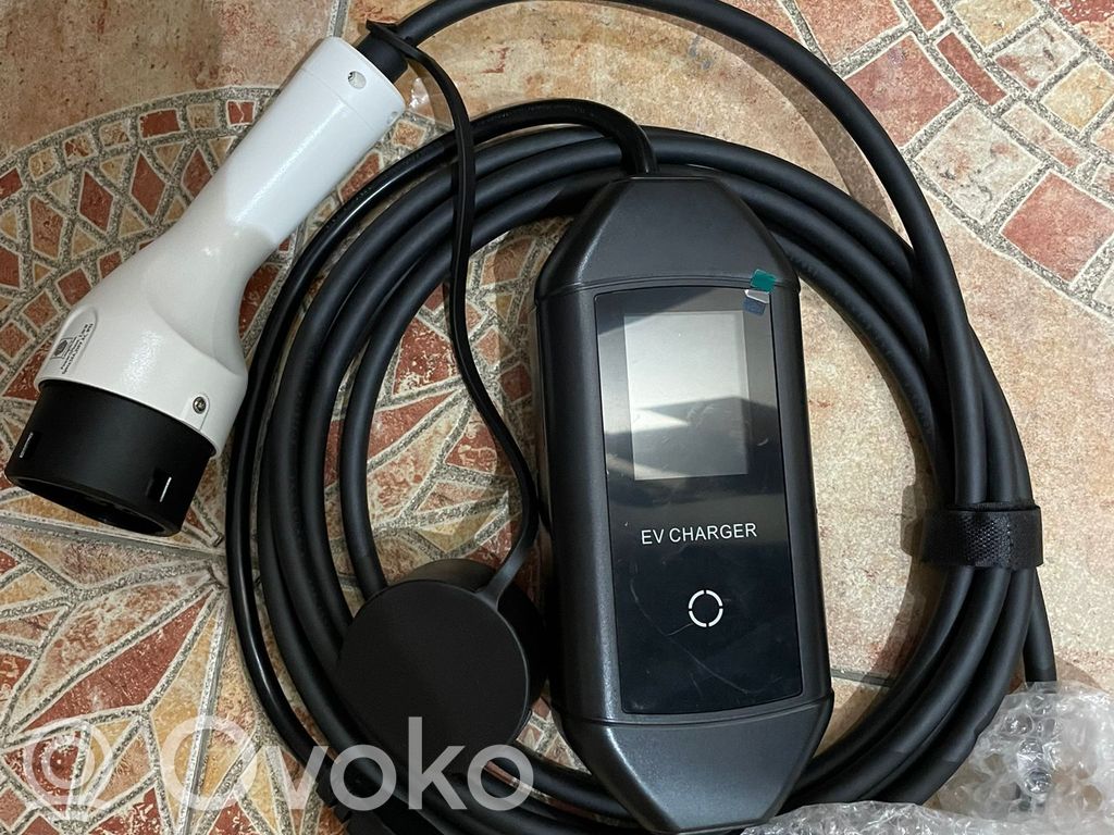 Cargador de batería (opcional)   TYPE2,TYPE2
