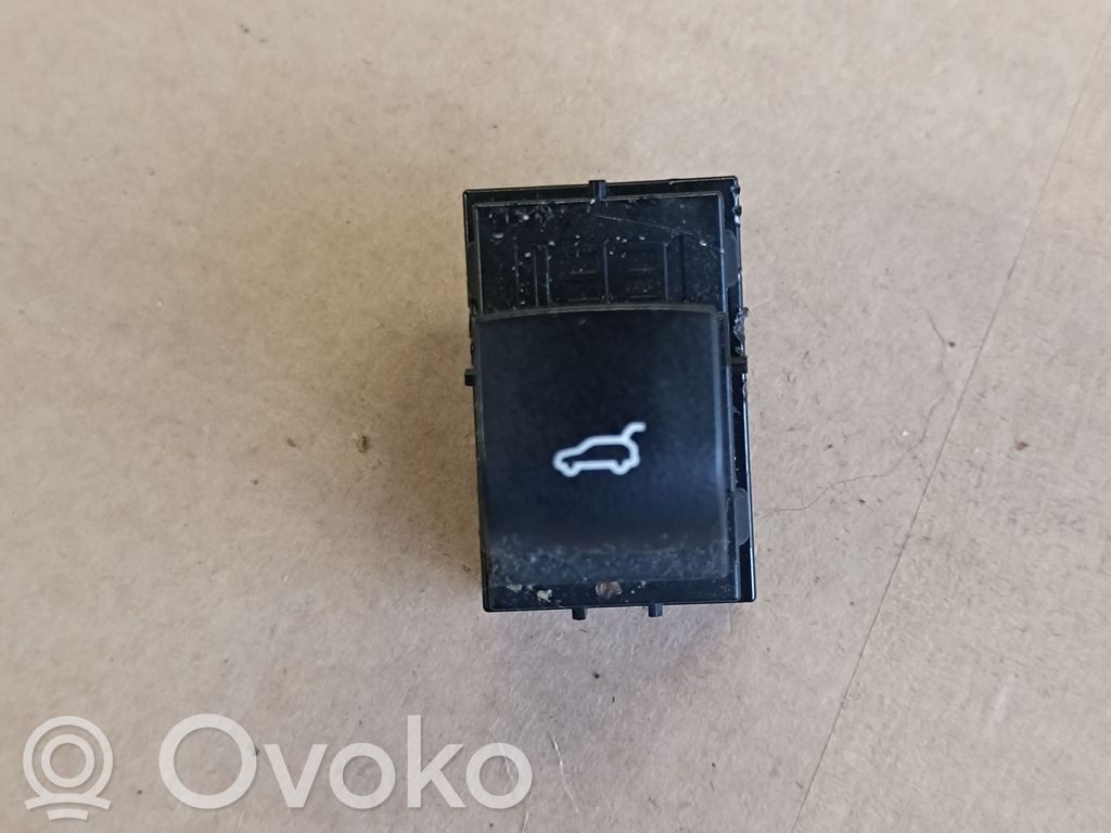 BMW X5 F15 Tailgate/boot open switch button 