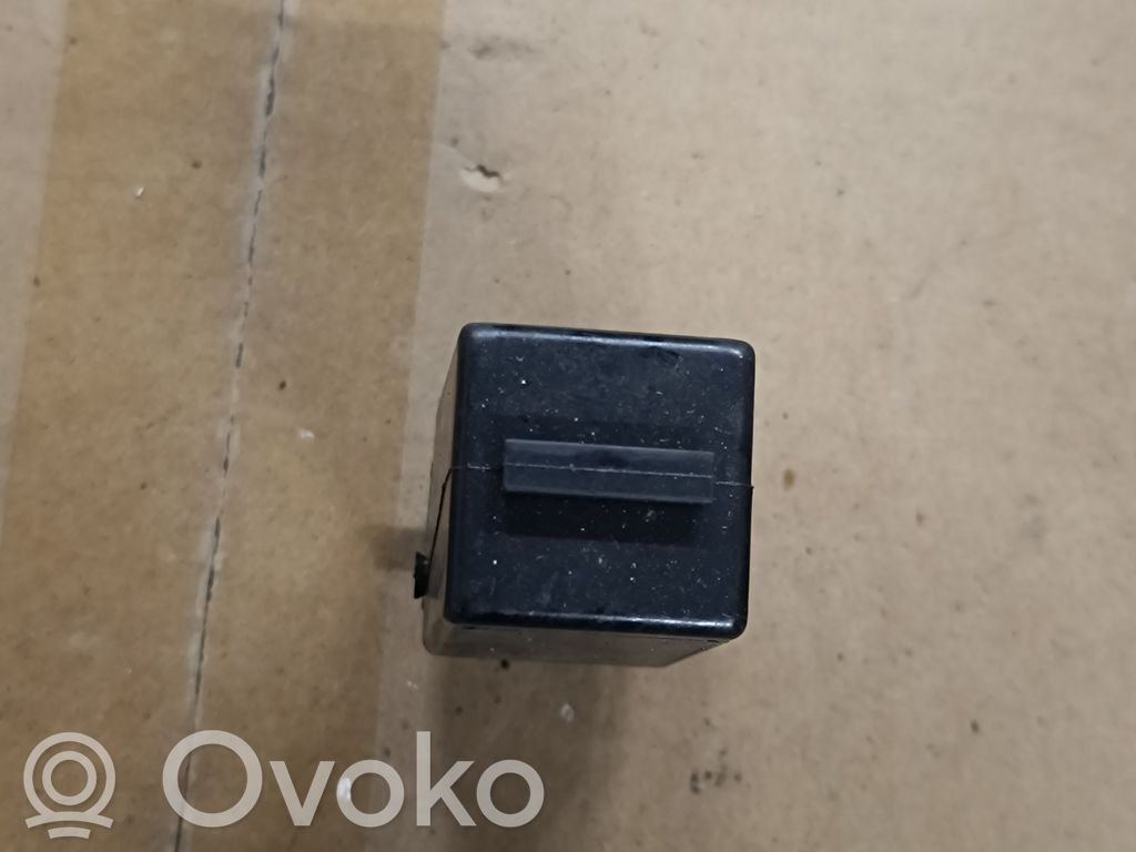 BMW 7 E32 Other relay 