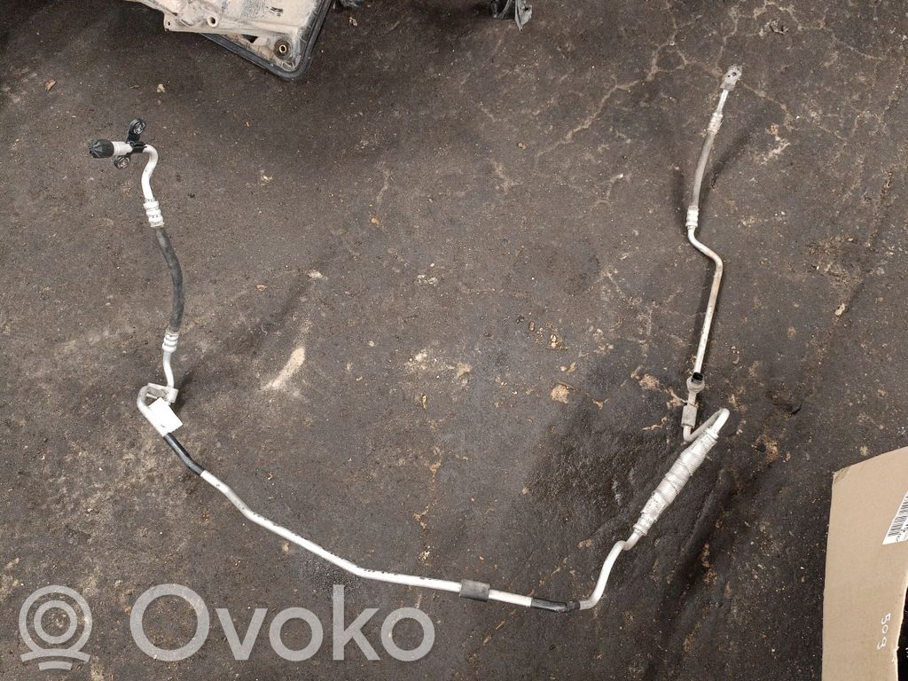 BMW 3 E90 E91 Air conditioning (A/C) pipe/hose 