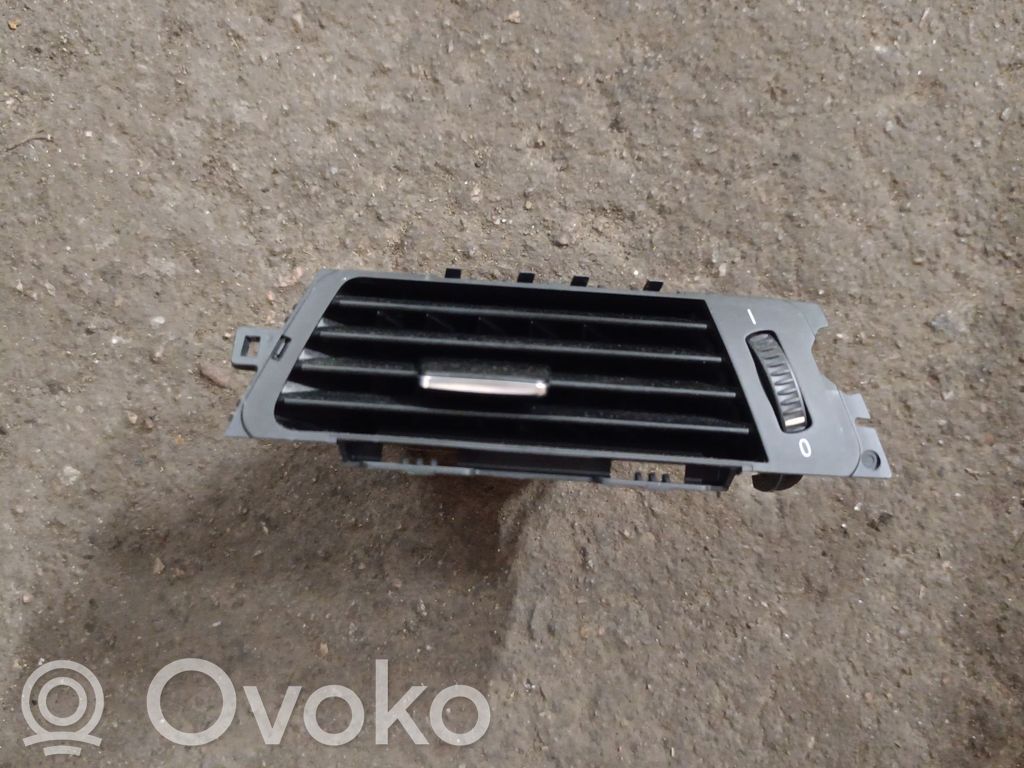 Rejilla de ventilación central del panel   64229130460