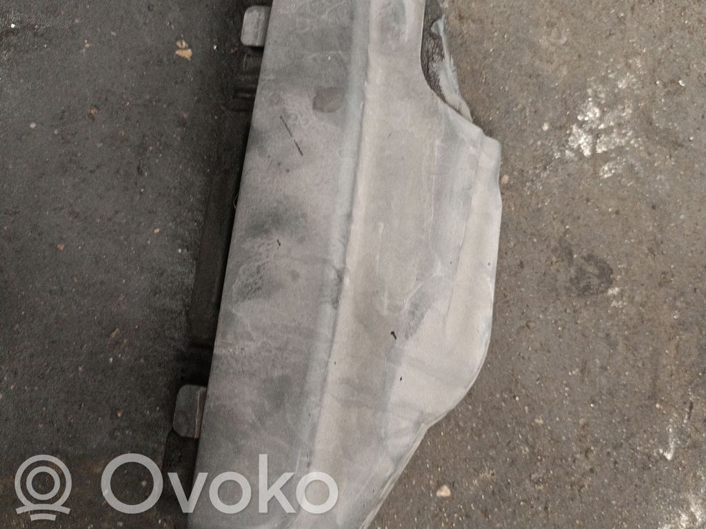Cubierta del motor (embellecedor)   11147788912