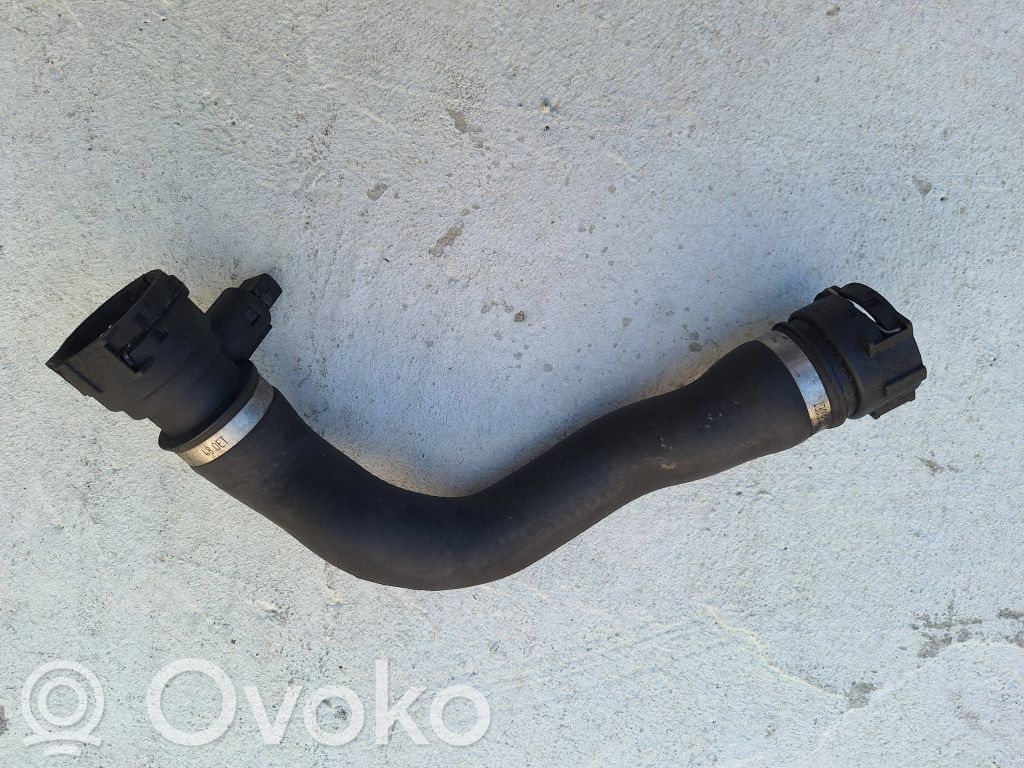 BMW X5 E70 Engine coolant pipe/hose 