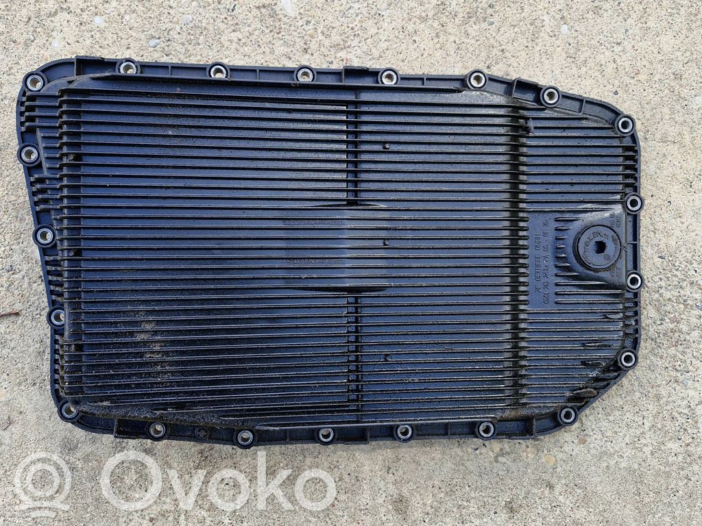 BMW X5 E70 Kytkimen öljypohja 