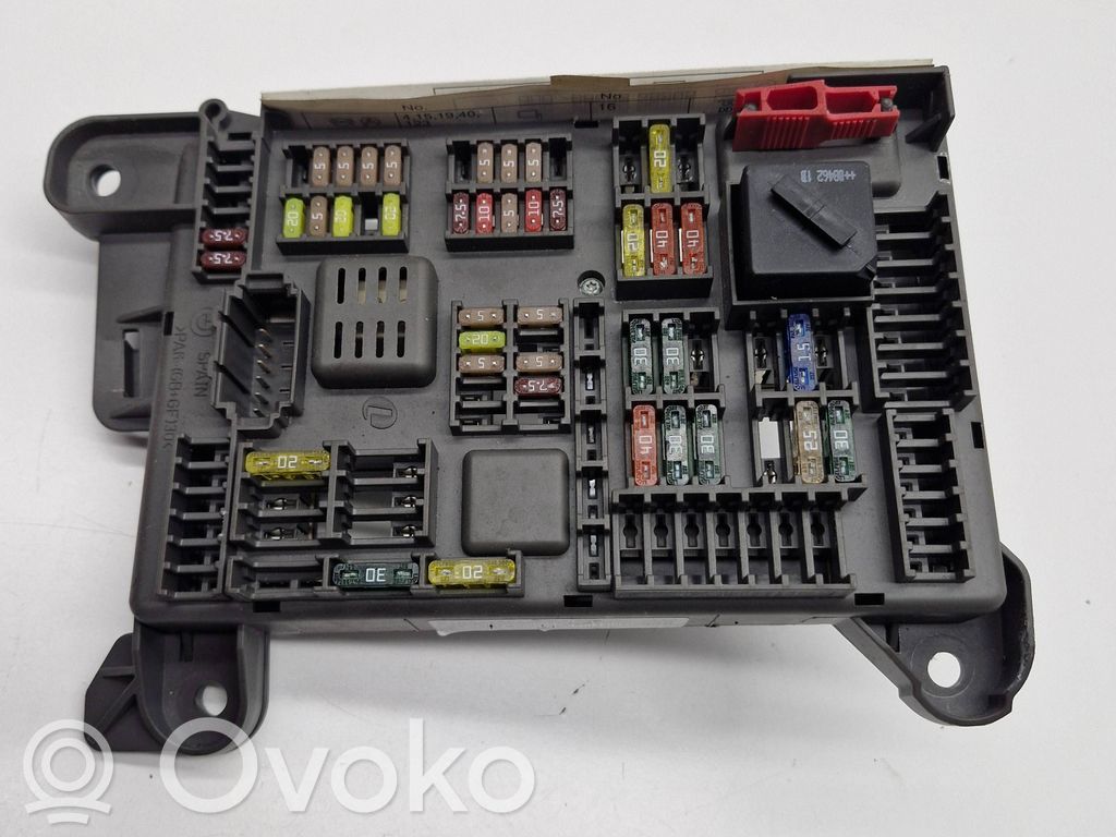BMW X5 E70 Fuse module 