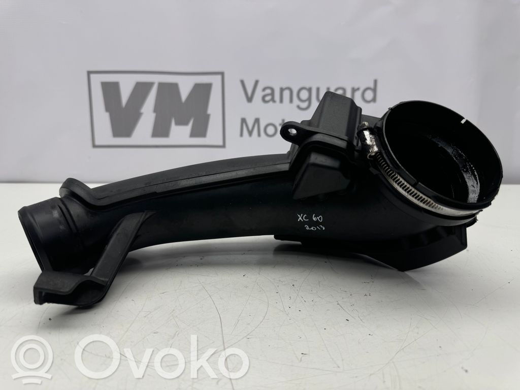 Volvo XC60 Įsiurbimo rezonatorius 