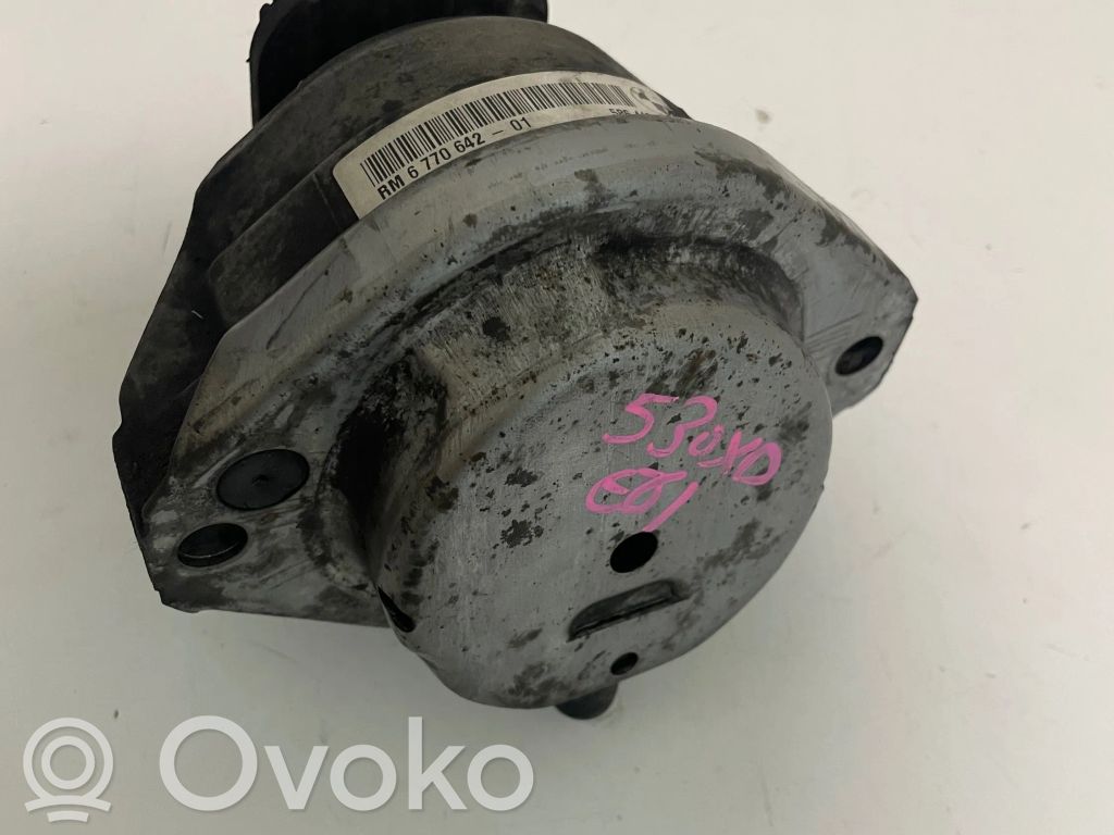 BMW 5 E60 E61 Engine mount bracket 