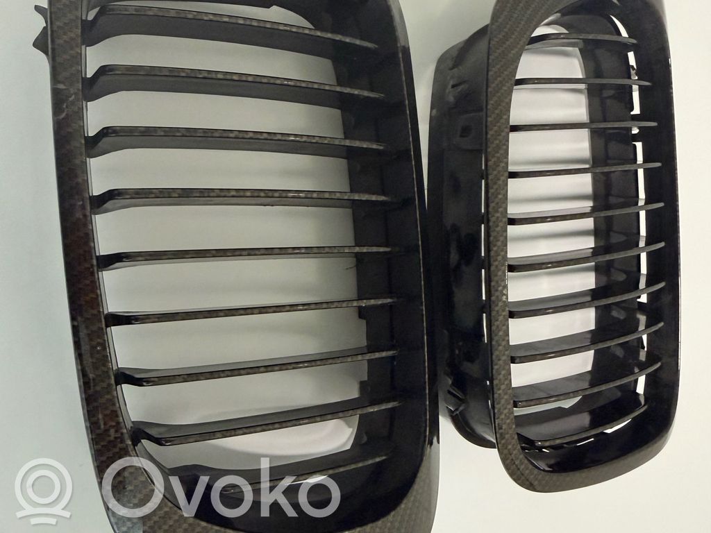 BMW 3 E46 Bonnet/hood grill 