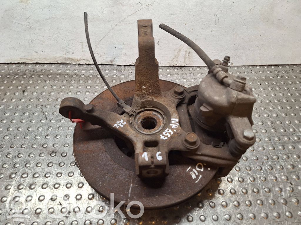 Renault Clio III Priekšējā riteņa rumbas vārpstas šarnīrs (stupica, capfa) 