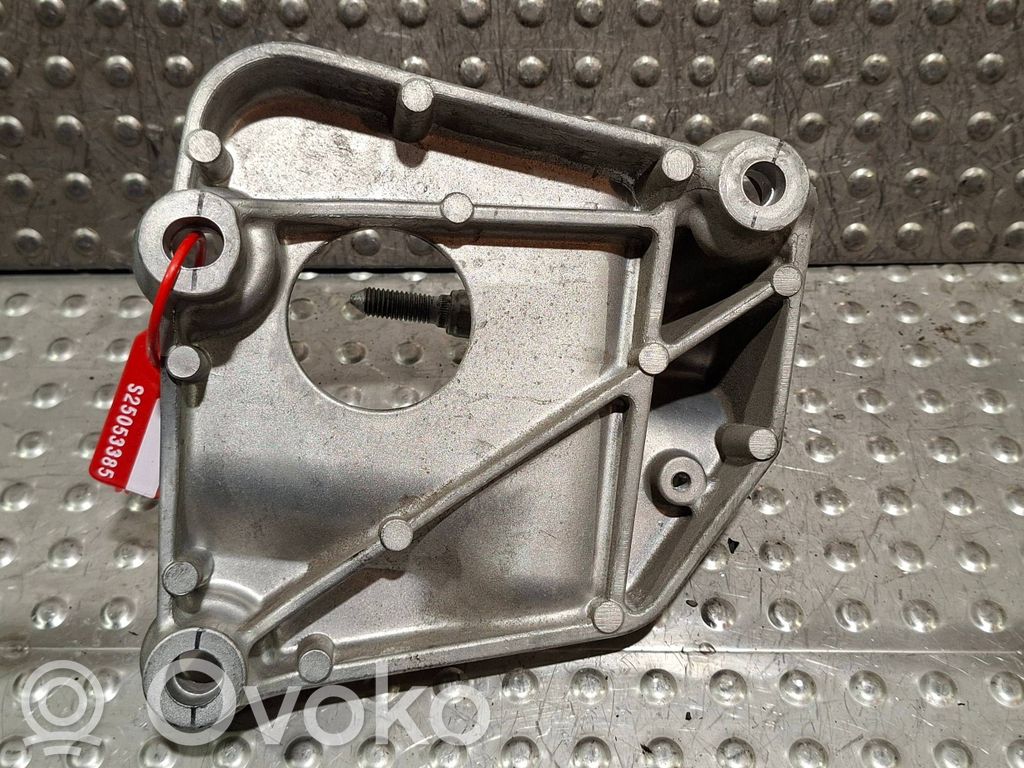 Renault Twingo III EGR valve cooler bracket 
