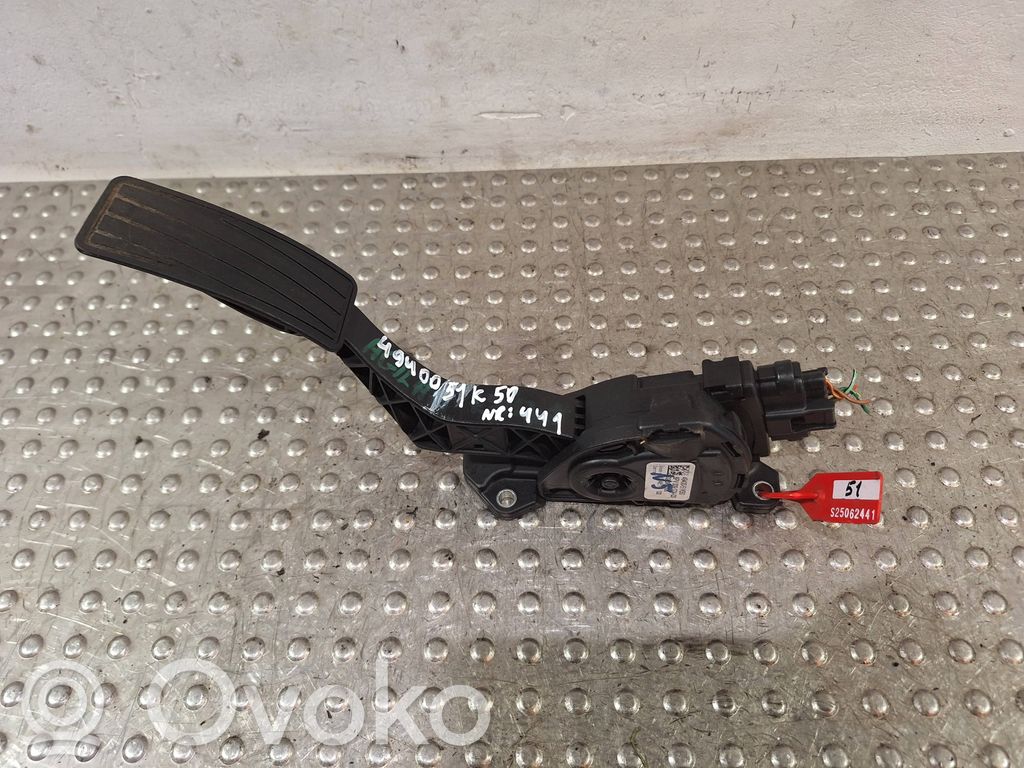 Opel Agila B Accelerator throttle pedal 