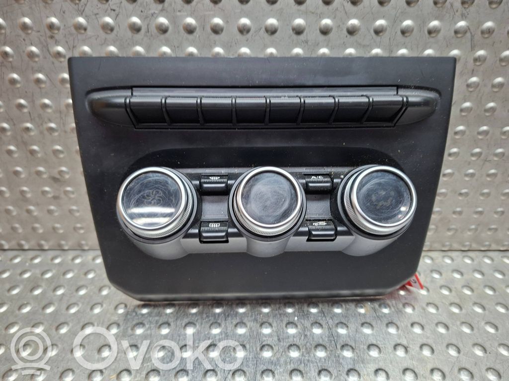 Dacia Duster II Climate control unit 