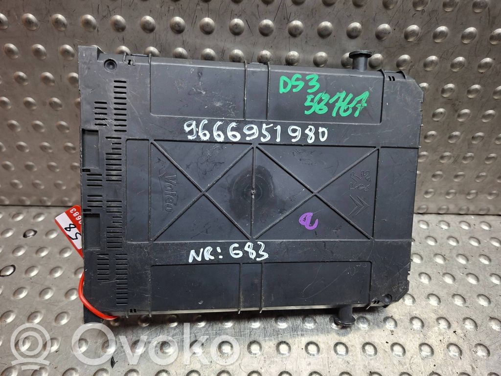 Citroen C3 Comfort/convenience module 