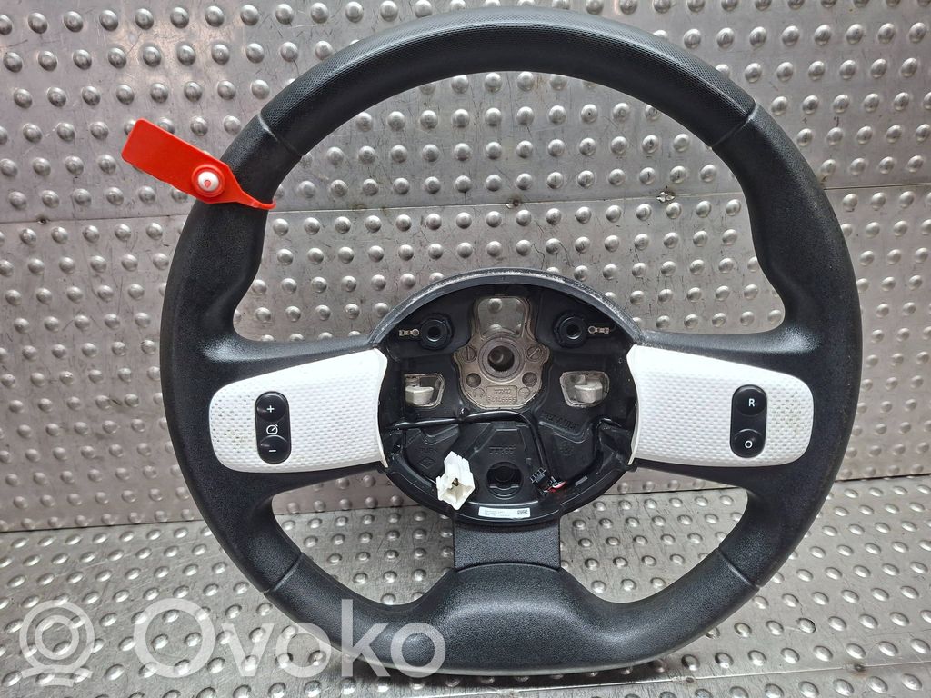 Renault Twingo III Volant 