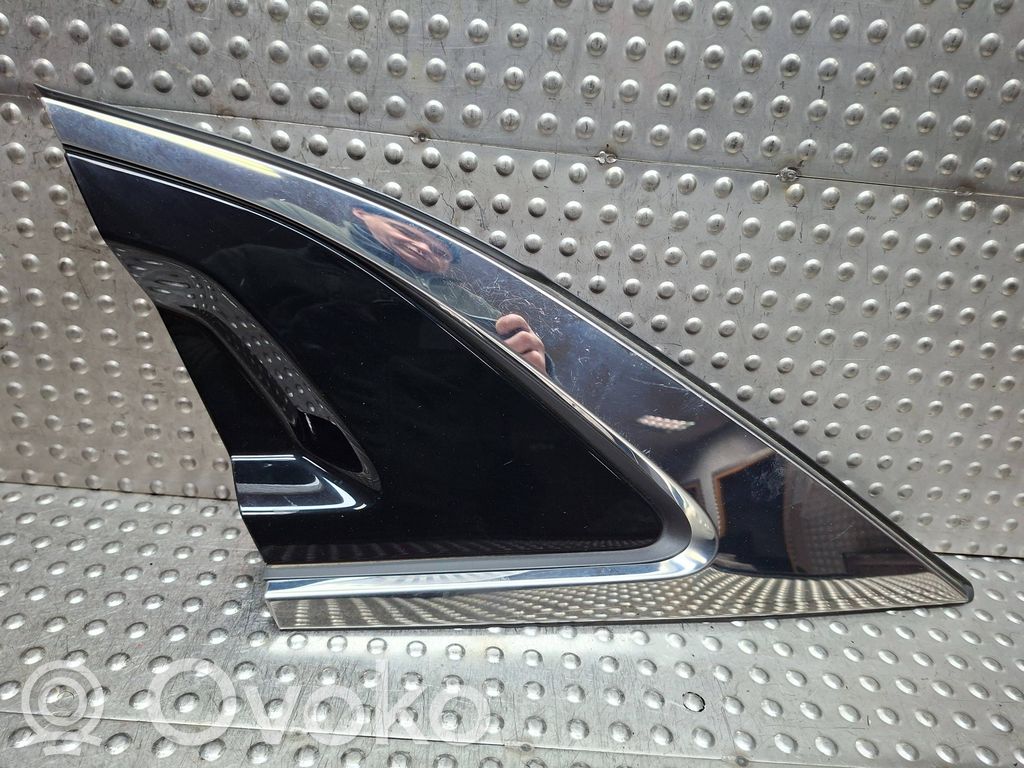Renault Megane E-Tech Kita išorės detalė 